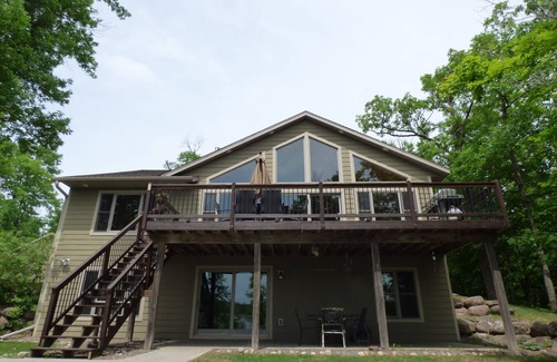 Aitkin House | Beautiful lakehome on picturesque Cedar Lake!
