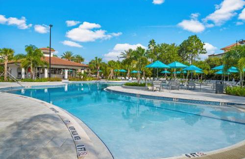 Florida Central Atlantic Coast Apartment | Beautiful Lakeview Vacation Condo, Vista Cay 1016