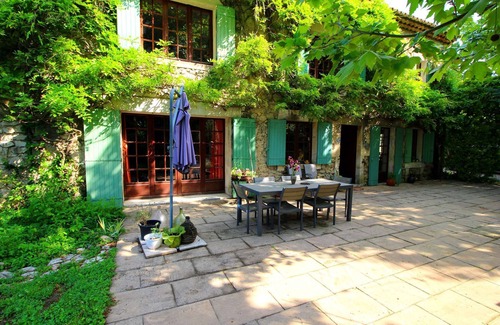 Noves House | Beautiful land house in Noves near Avignon, private pool, pets allowed (1).