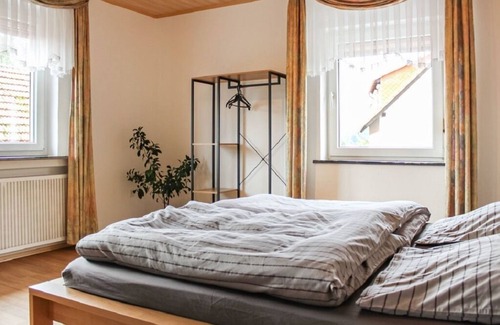 Waldkappel Apartment | Beautiful large vacation apartment in Frau Holle Land