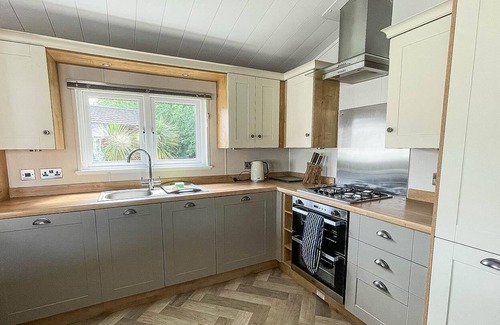 Hunstanton Cabin | Beautiful lodge with decking in Hunstanton at Manor Park ref 23023W