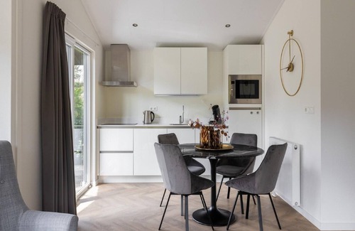 Oirschot House | Beautiful lodge with a nice terrace in Brabant