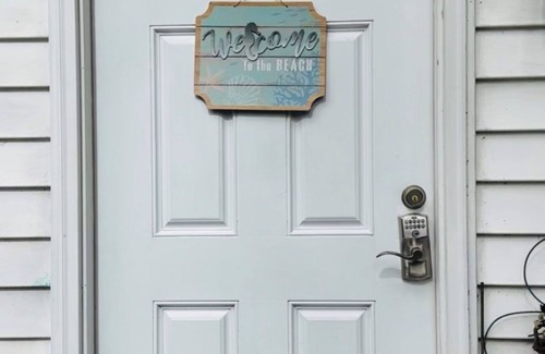 Savannah Apartment | Beautiful Loft Apartment, close to downtown & Tybee I., full kitchen & laundry.