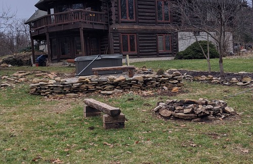Delaware Cabin | Beautiful log home on the Olentangy River