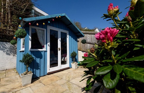 Looe House | Beautiful Looe cottage two minutes from the sea