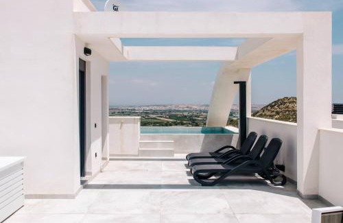 Rojales Apartment | Beautiful luxurious apartment with rooftop pool