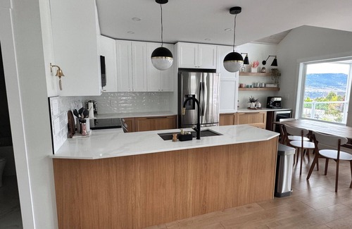 Central Okanagan Cottage | Beautiful, luxurious, brand new with lake view cottage. Best location in La Casa