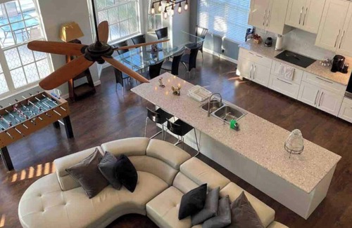 Kissimmee House | Beautiful Luxurious home in Orlando w Private Pool