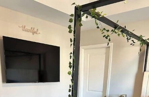Church Street House | Beautiful Luxury 4BR near airprt