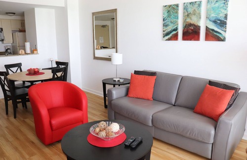 Southwest Coconut Grove Apartment | Beautiful&Luxury Condo "5 Star Hotel"as Low as $125 night!FREE Parking Included
