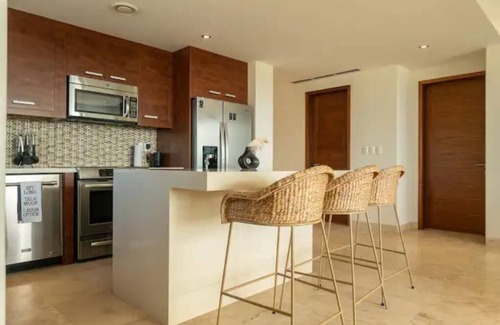 Crucecita Condo | Beautiful Luxury Condo - Su Casa