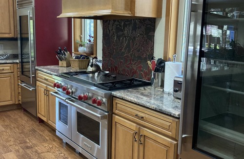 Sunriver House | Beautiful Luxury Home on the river near Sunriver, Bend, Trails, Mountains!