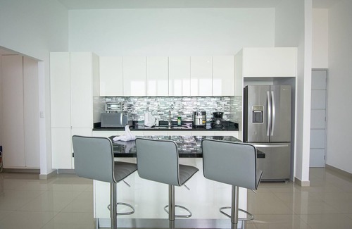 Ferrocarrilera Condo | Beautiful Malecon and Beyond 1502 Torre eMe