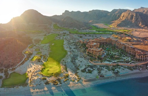 Loreto Resort | Beautiful Mexico Resort Getaway with Spa and Golf Course