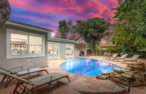 Palmetto Estates House | BEAUTIFUL MIAMI HOME W/HEATED POOL BY GOLF COURSE