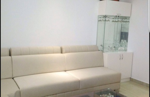 Faridabad Apartment | Beautiful Modern 3 Bhk for Guest