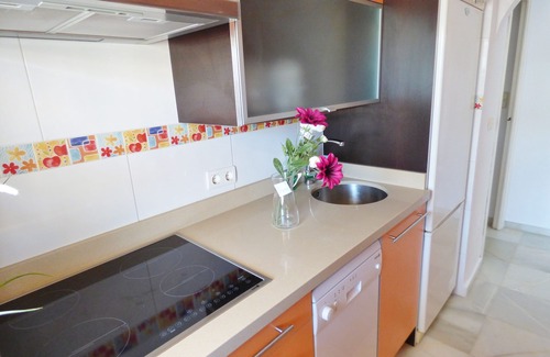 Torrequebrada Apartment | Beautiful Modern 3 Bed Apartment with Fantastic Views of the Mediterranean.