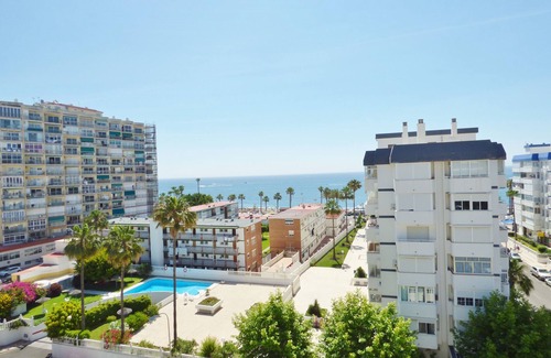 Torrequebrada Apartment | Beautiful Modern 3 Bed Apartment with Fantastic Views of the Mediterranean.