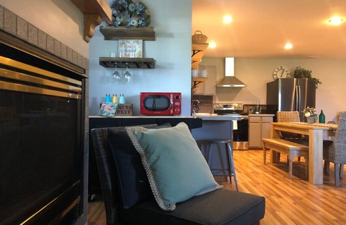 Jenison Cottage | Beautiful Modern Farmhouse in Hudsonville MI