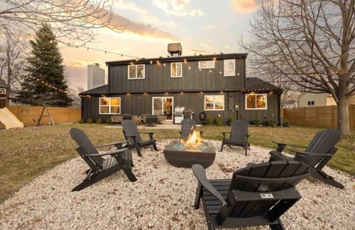 Arvada House | Beautiful modern home in Arvada
