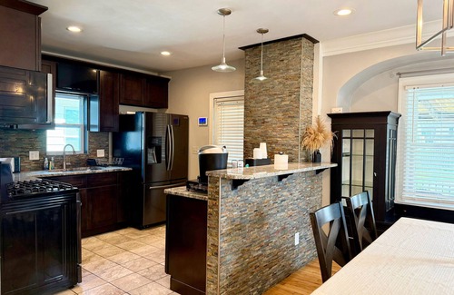 Old Brooklyn House | Beautiful Modern Home in CLE