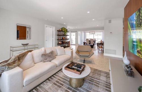 Coral Heights House | Beautiful Modern Pool Home near Beach and Dining