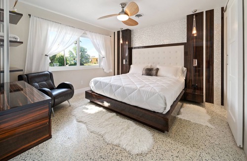 Coral Heights House | Beautiful Modern Pool Home near Beach and Dining