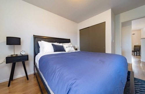 Redlands House | Beautiful Monument Getaway - next to golf course!