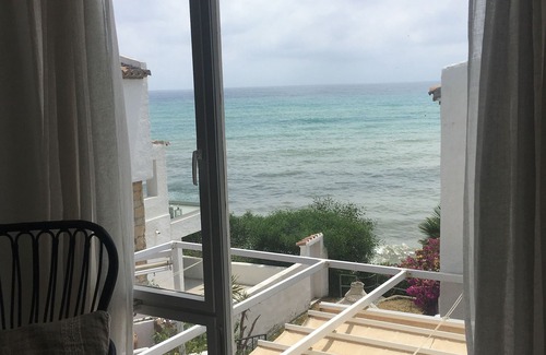 Bahia Dorada House | Beautiful Moorish House by the Sea for Rent!