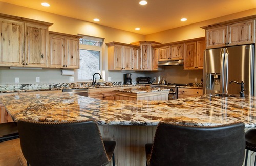Woodland Park House | Beautiful Mountain getaway with incredible views of Pikes Peak