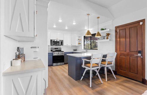 Julian House | Beautiful Mountain Home located on 1 acre in the Historical Town of Julian, Ca
