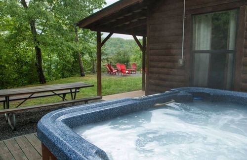 Bryson City Cabin | Beautiful Mountain Views with Outdoor Hot Tub & Indoor Whirl Pool!