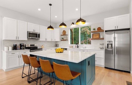 Sevierville Cabin | Beautiful mountain retreat! Amazing views, pool/hot tub, game room, firepit!