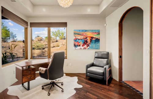 Cave Creek House | Beautiful Mountain View home w/Infinity Pool, Spa, 3 Fireplaces and more.