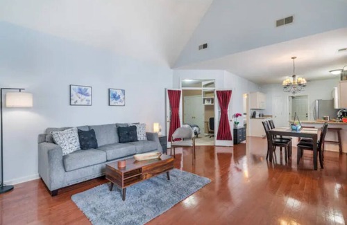 Memphis House | Beautiful Mud Island Home - Minutes From Downtown!