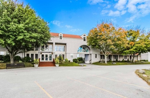 Ocean Drive Resort | Beautiful Narragansett Bay - Oceancliff I&II Suites on the Bay