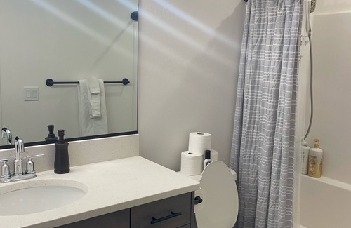 Idaho Falls House | Beautiful new build with everything your family needs! (Pet Friendly)