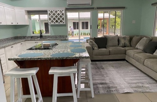 Bouvet Island House | Beautiful new home located on the Central pacific near Playa Hermosa Beach!