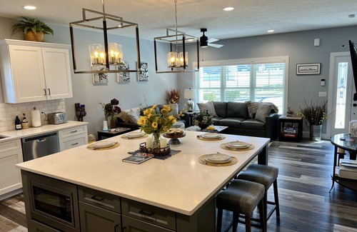 Northeast South Bend House | Beautiful NEW home within walking distance to Notre Dame and Eddy Street!