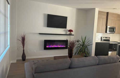 Southwest Calgary House | Beautiful New House in Alpine Park