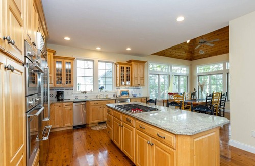 Little Neck Bay House | Beautiful New Seabury Home in Mashpee