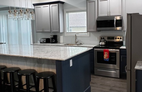 Huron House | Beautiful Newer Park/Lakefront home!