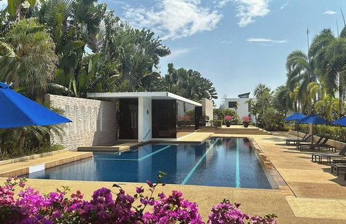 Laguna Apartment | BEAUTIFUL NEWLY RENOVATED 3BR apartment, 7 minutes from beach…