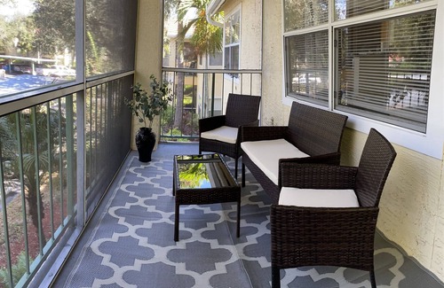 Villas Apartment | Beautiful newly remodeled apartment 2004
