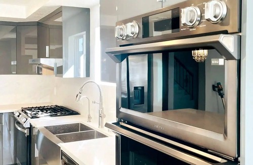 Channel Islands House | Beautiful newly remolded Waterfront Retreat with Coastal Elegance