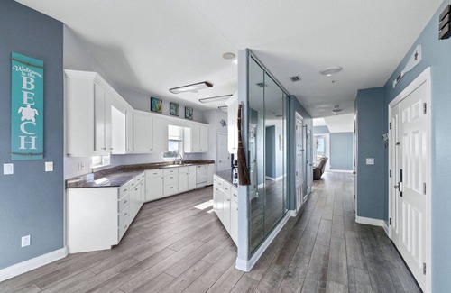 Pensacola Beach Condo | Beautiful, Newly Renovated, Pet Friendly Condo with Stunning Gulf Views!