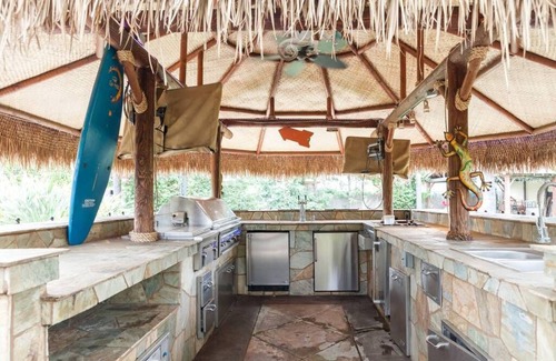 El Rancho House | Beautiful Oasis Centrally Located
