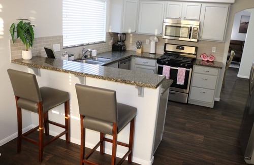 North Las Vegas House | Beautiful oasis ! 10 minutes to the EDC festival