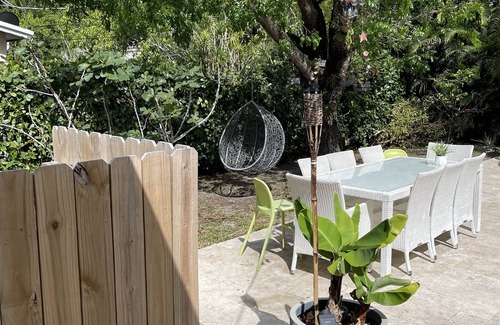 Ludlam House | Beautiful Oasis with large pool coconut grove