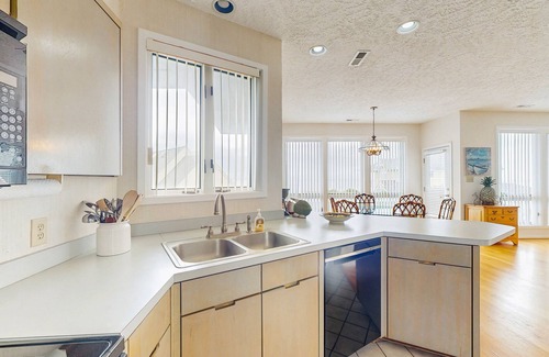 Pine Knoll Shores House | Beautiful ocean front home with direct beach access and outdoor shower